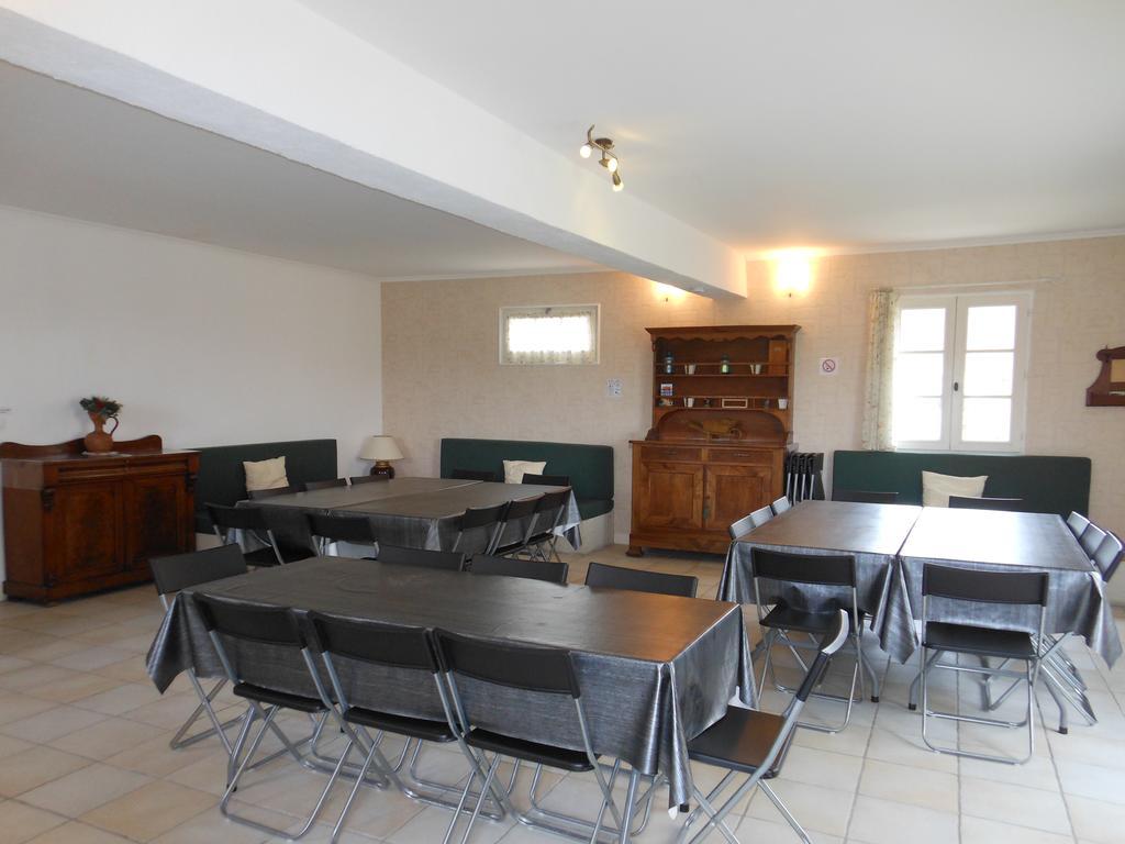Aparthotel Manoir De La Rousselliere à Loches Extérieur photo